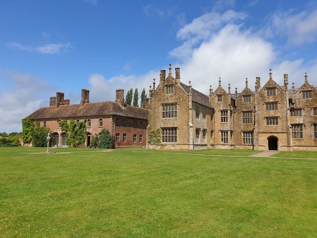 Barrington Court
