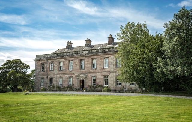 Dalemain Mansion
