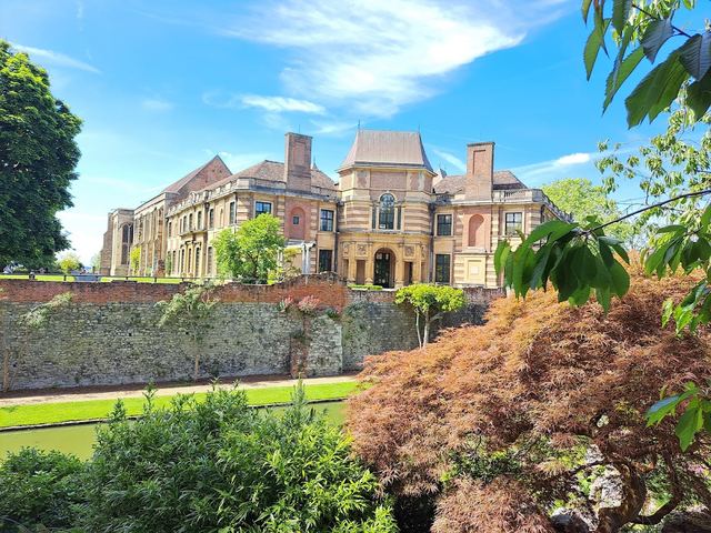 Eltham Palace and Gardens