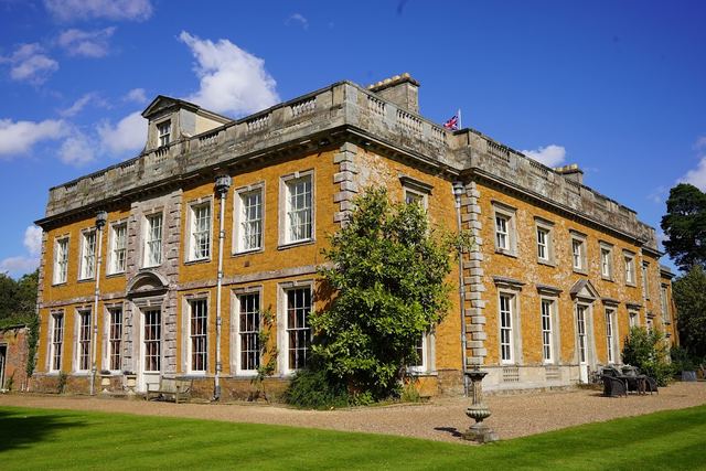 Farnborough Hall