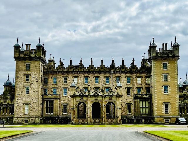 Floors Castle