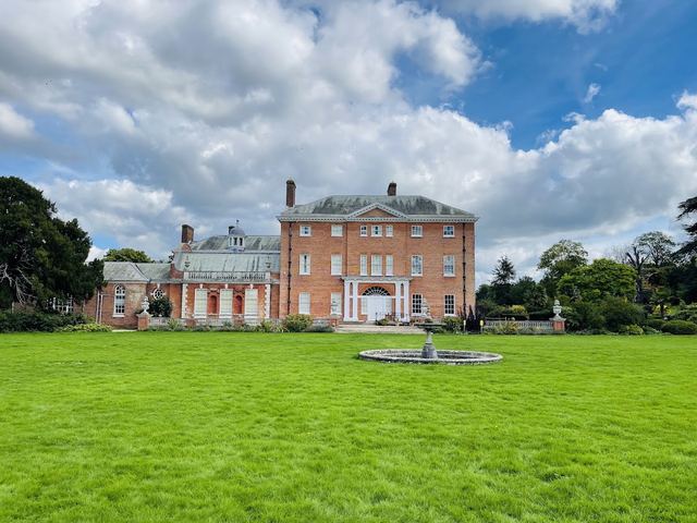 Hatchlands Park
