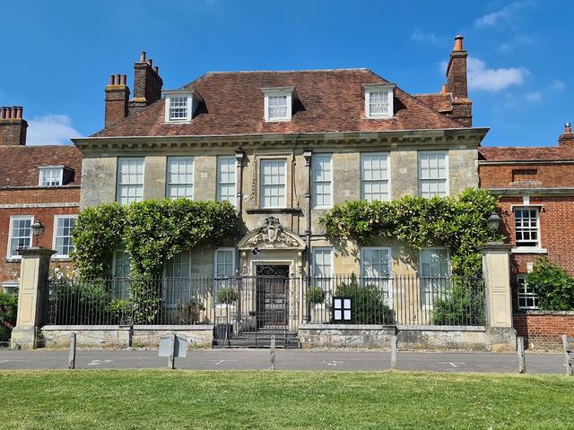 Mompesson House