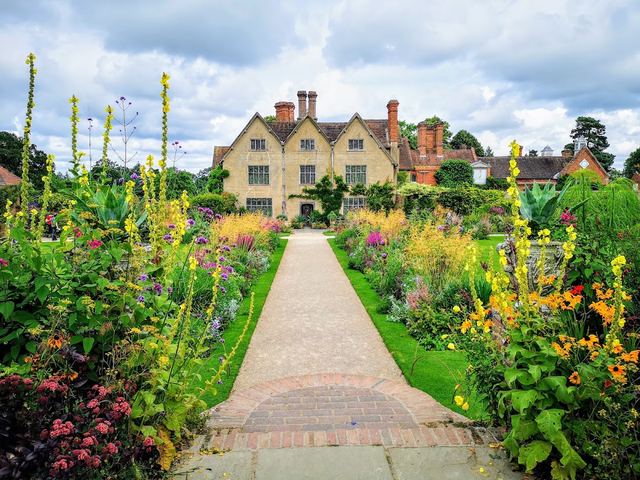 Packwood House