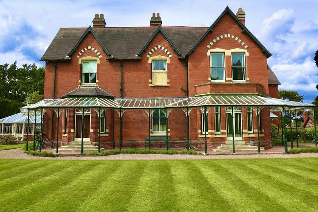 Sunnycroft