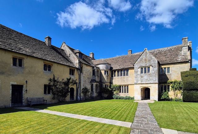 Westwood Manor
